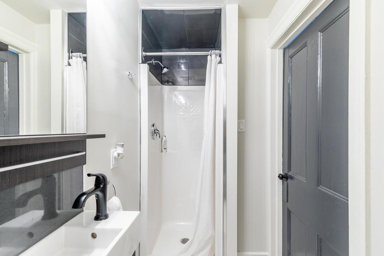 Upscale 1Br - Boutique Apartment - Prime Location Downtown! Hamilton Exterior foto